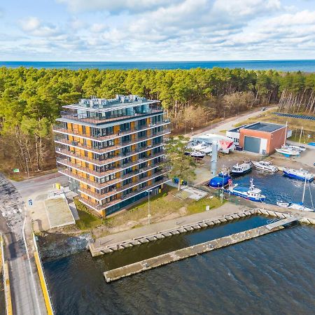 Apartamenty Lighthouse Mrzeżyno Exteriör bild